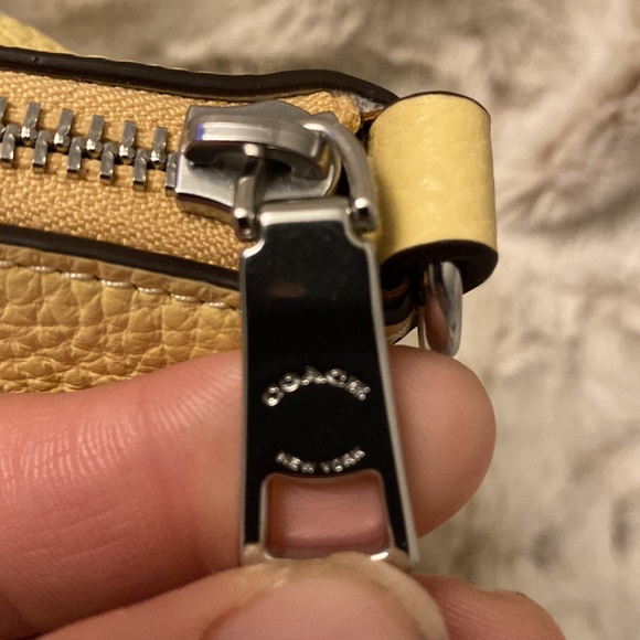 🥰♥️🔥COACH LEATHER KACEY SATCHEL IN SILVER/VANILLA 🔥 flash sale - Picture 3 of 7